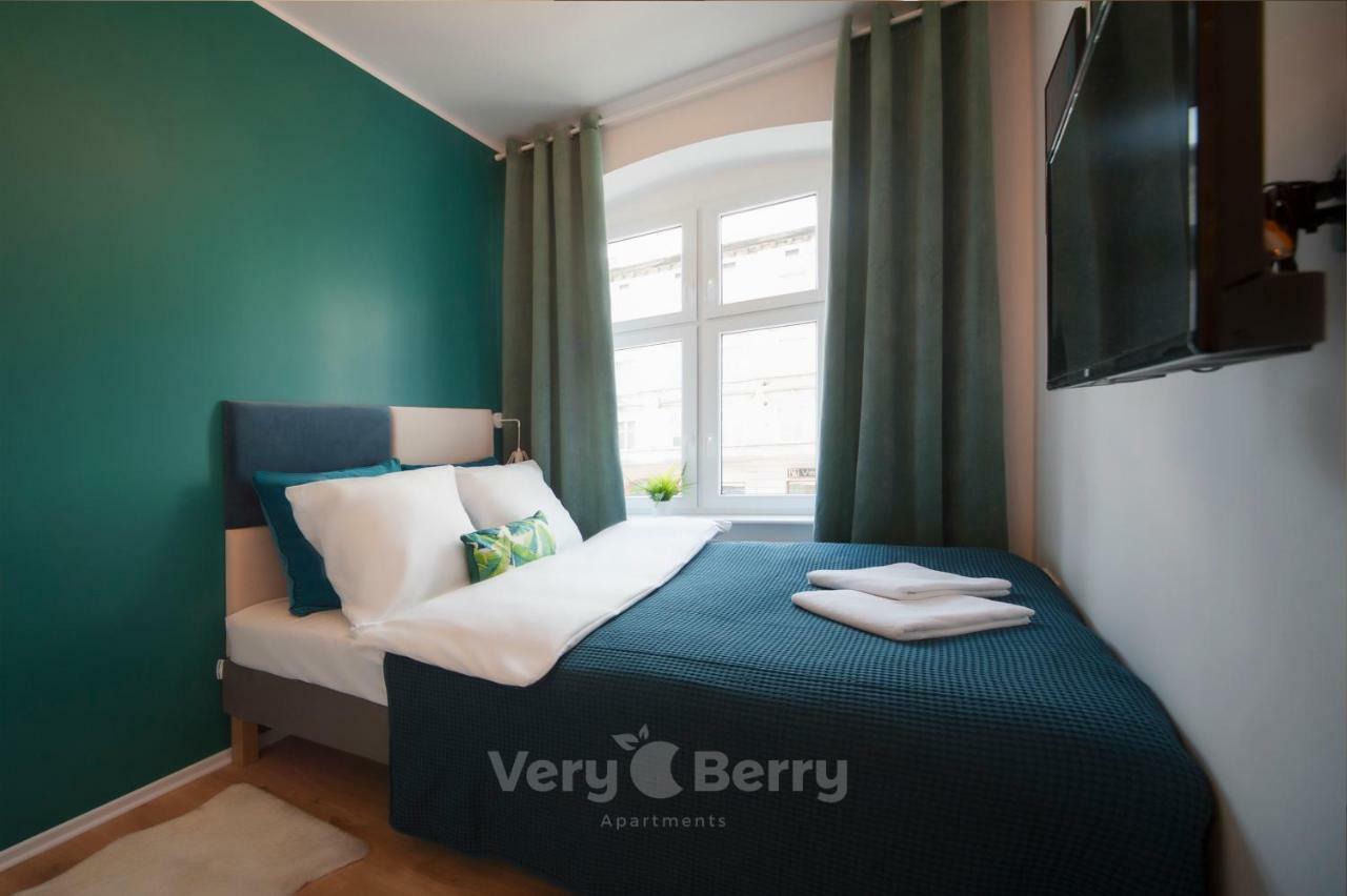 Very Berry - Glogowska 35A - Mtp Apartments - Self Check In 24H Poznań Buitenkant foto
