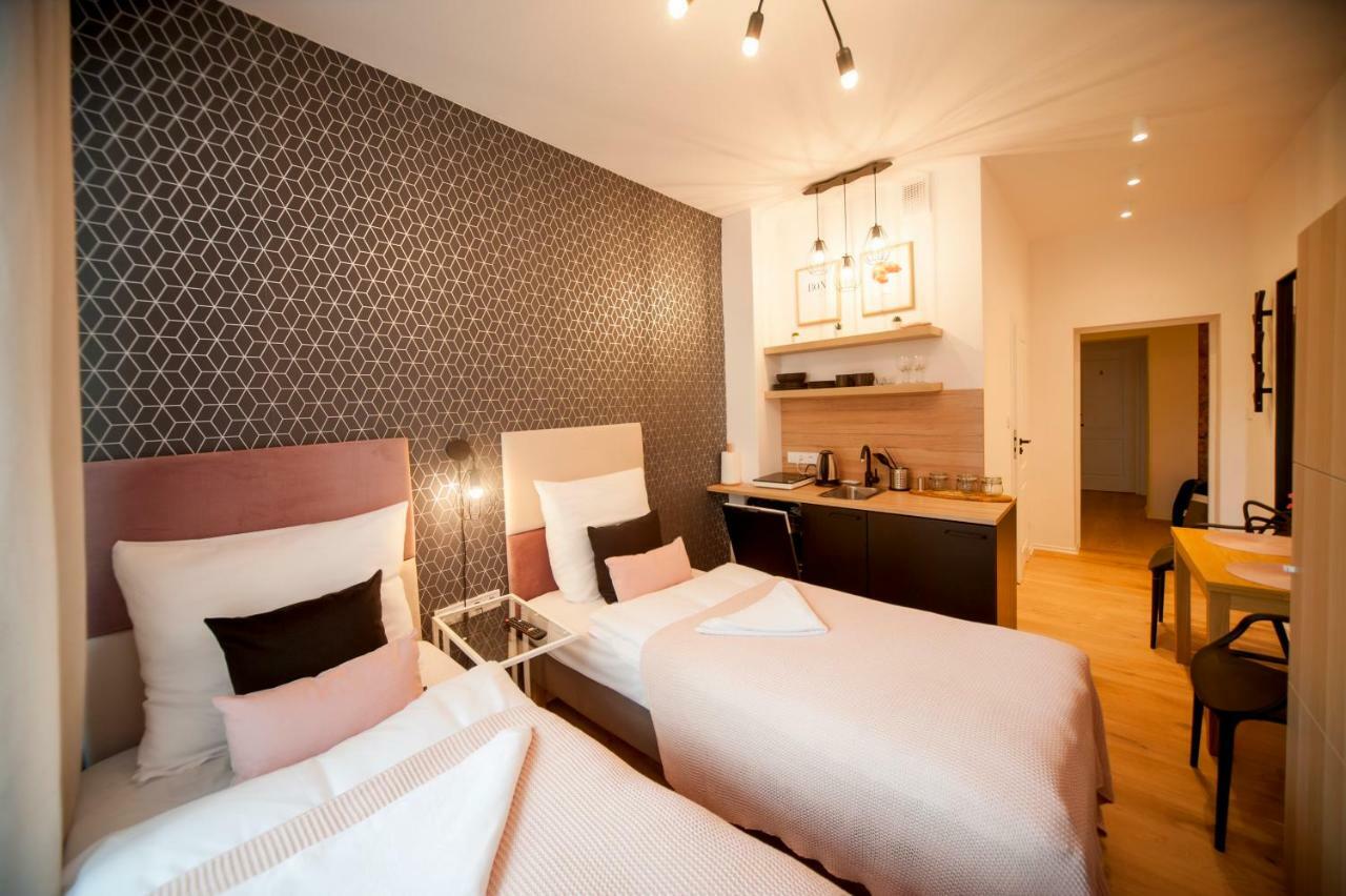 Very Berry - Glogowska 35A - Mtp Apartments - Self Check In 24H Poznań Buitenkant foto