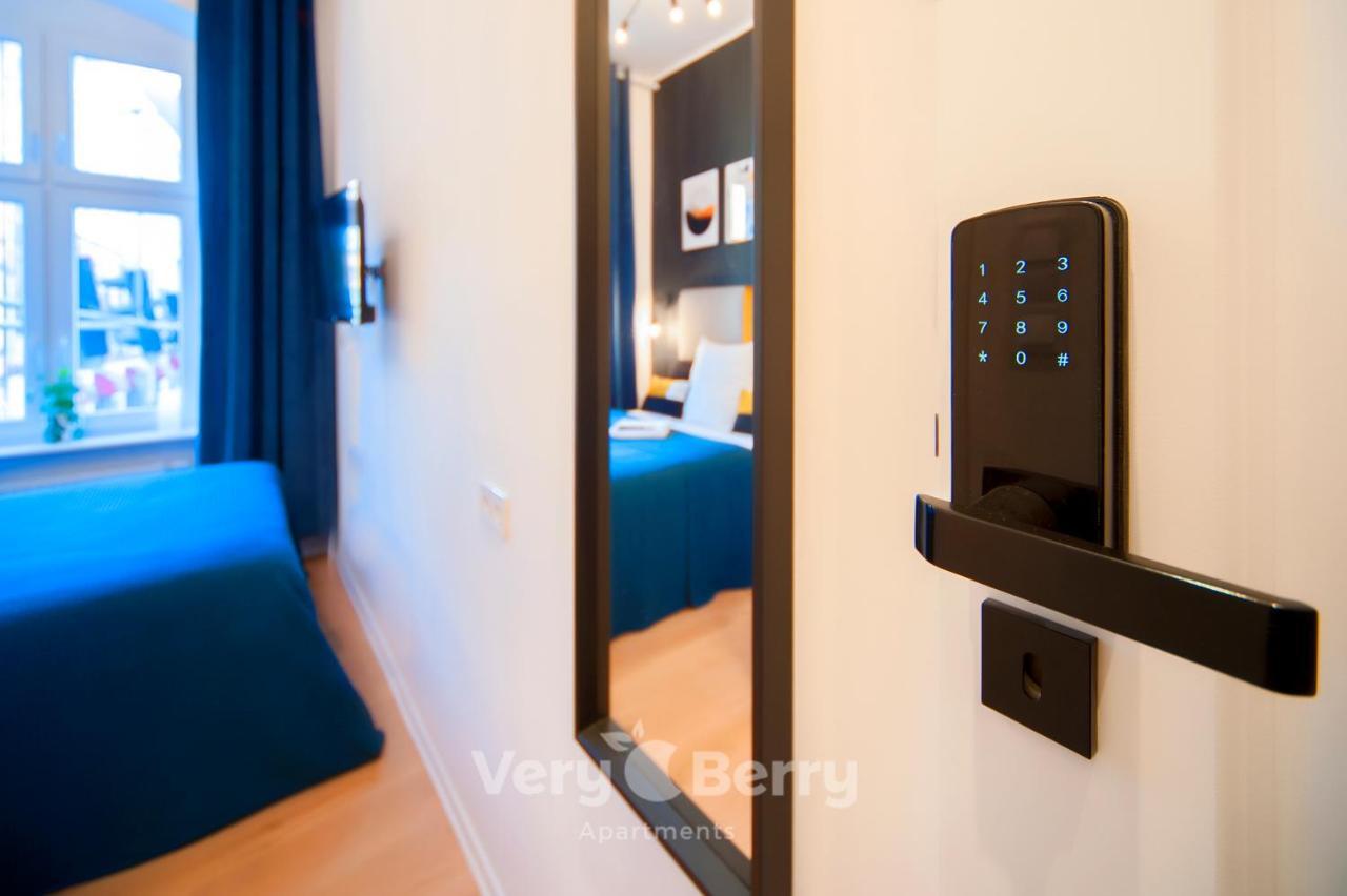 Very Berry - Glogowska 35A - Mtp Apartments - Self Check In 24H Poznań Buitenkant foto