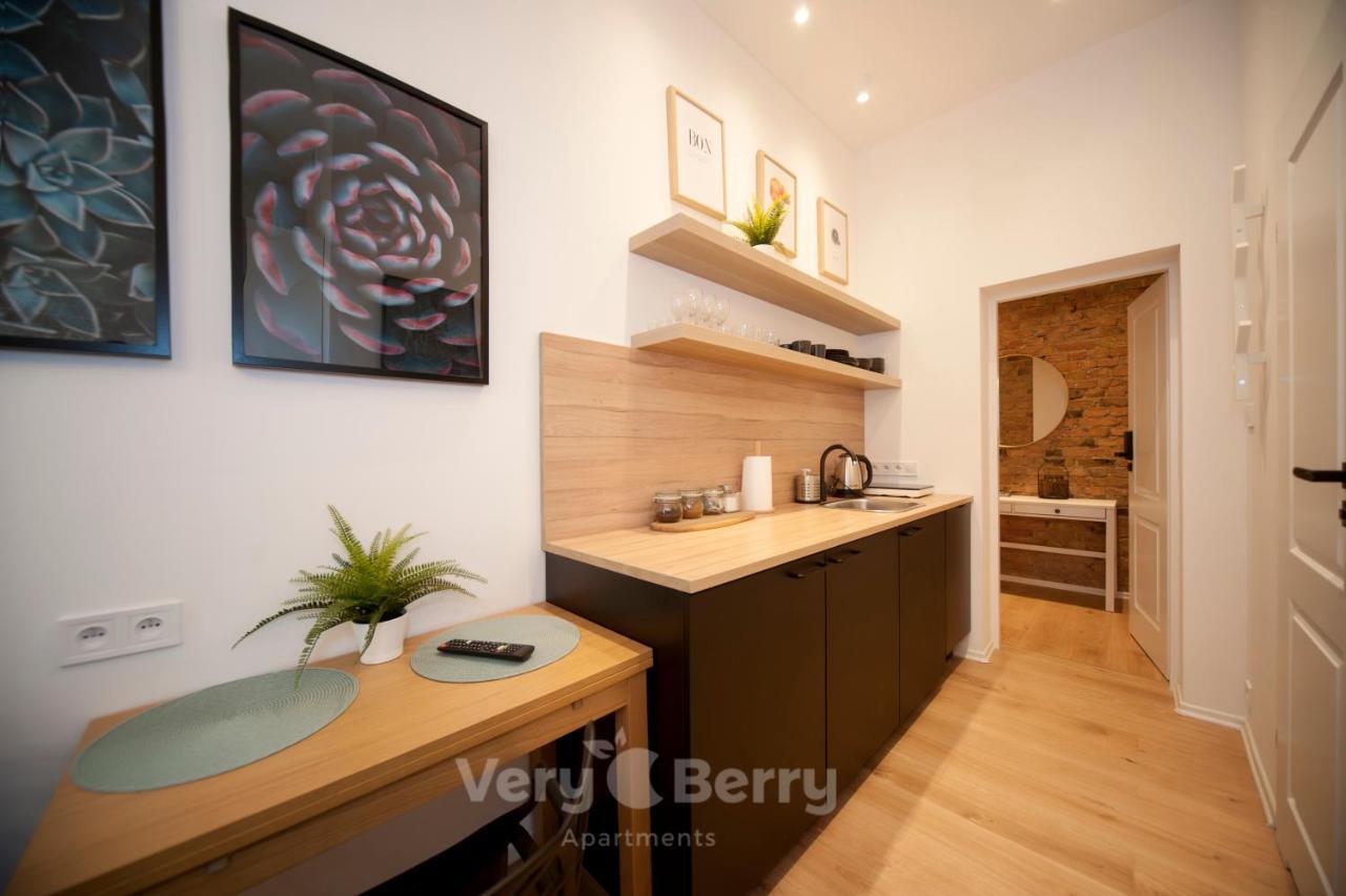 Very Berry - Glogowska 35A - Mtp Apartments - Self Check In 24H Poznań Buitenkant foto