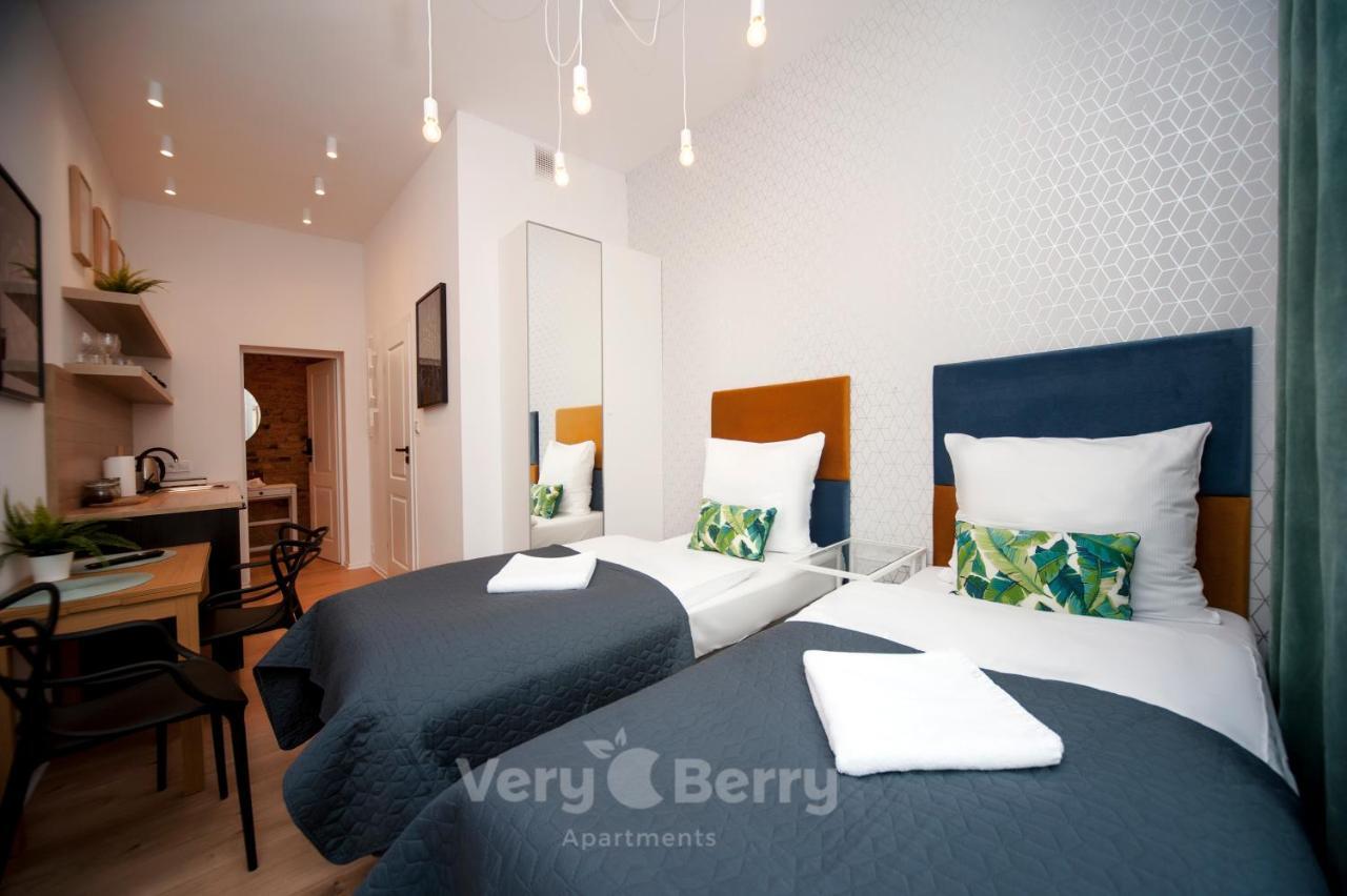 Very Berry - Glogowska 35A - Mtp Apartments - Self Check In 24H Poznań Buitenkant foto